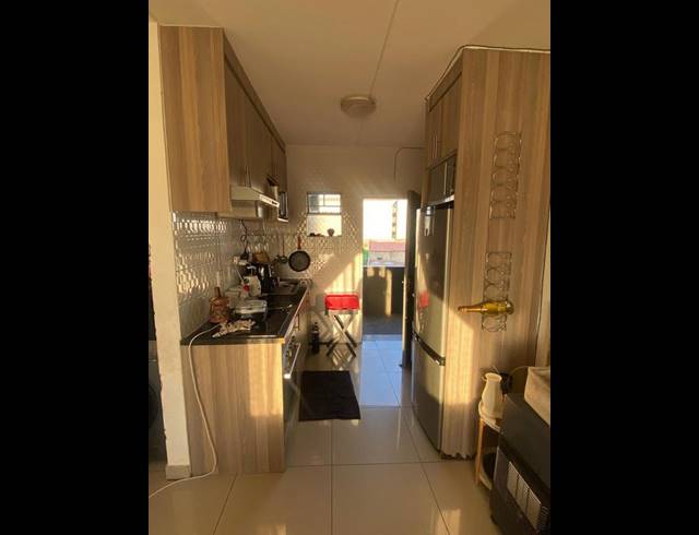 2 BEDROOM PROPERTY TO RENT IN FLEURHOF